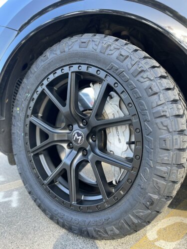 Mantra Wheels for Porsche Cayenne Turbo Black