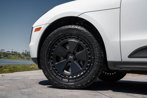 Mantra Wheels for Porsche Macan White The Fox