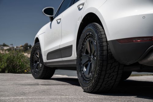 Mantra Wheels for Porsche Macan White The Fox