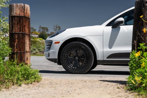 Mantra Wheels for Porsche Macan White The Fox