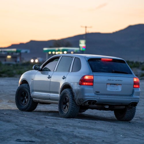 Mantra Wheels for Porsche Cayenne Silver arrow The Fox