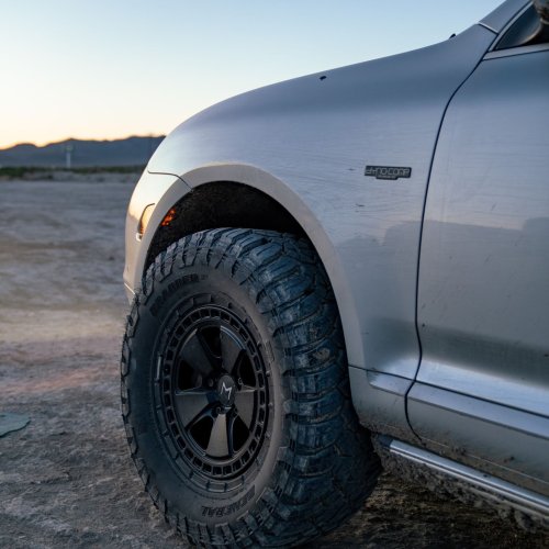 Mantra Wheels for Porsche Cayenne Silver arrow The Fox