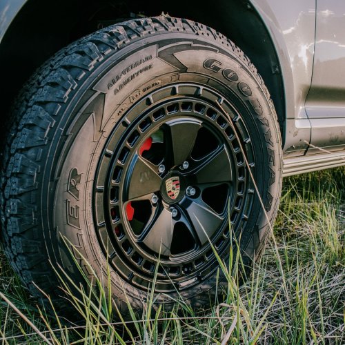 Mantra Wheels for Porsche Cayenne Silver The Fox