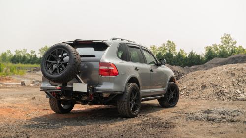 Mantra Wheels for Porsche Cayenne Silver Knighthawk Matte Black