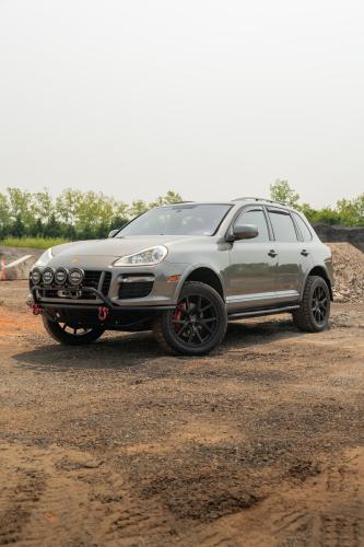 Mantra Wheels for Porsche Cayenne Silver Knighthawk Matte Black