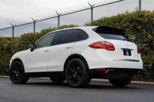 Mantra Wheels for Porsche Cayenne White Knighthawk Gloss Black